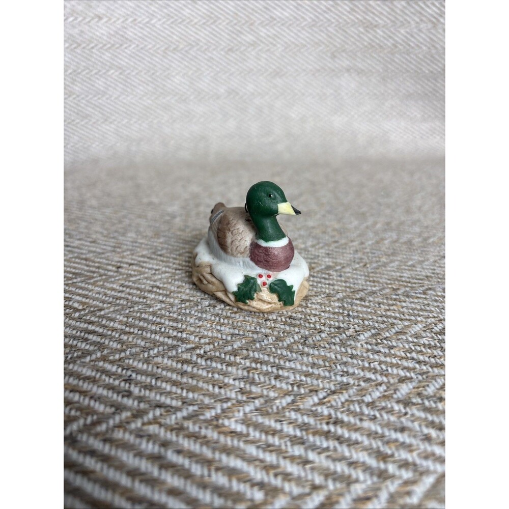 Vintage HOMCO Ceramic Christmas Bird Duck Ornament‎ Stamped #5559 On Bottom